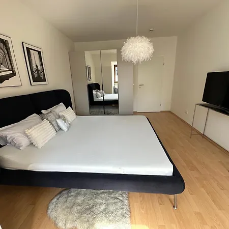 2 Zi Wohnung, Zentrale Lage Mit Parkplatz, 15 Min Vom Hbf Hamburg Lejlighed Pinneberg