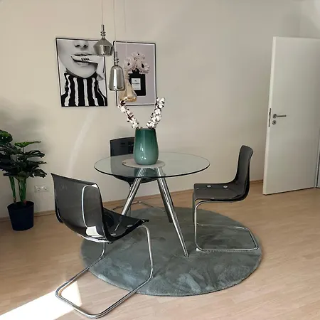 Apartmán 2 Zi Wohnung, Zentrale Lage Mit Parkplatz, 15 Min Vom Hbf Hamburg