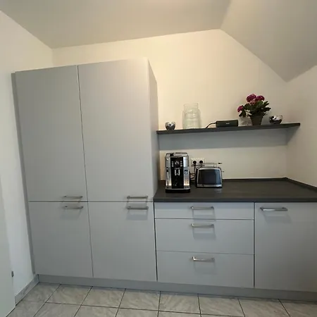 Apartmán 2 Zi Wohnung, Zentrale Lage Mit Parkplatz, 15 Min Vom Hbf Hamburg *