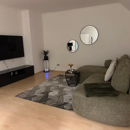 2 Zi Wohnung, Zentrale Lage Mit Parkplatz, 15 Min Vom Hbf Hamburg Lejlighed *